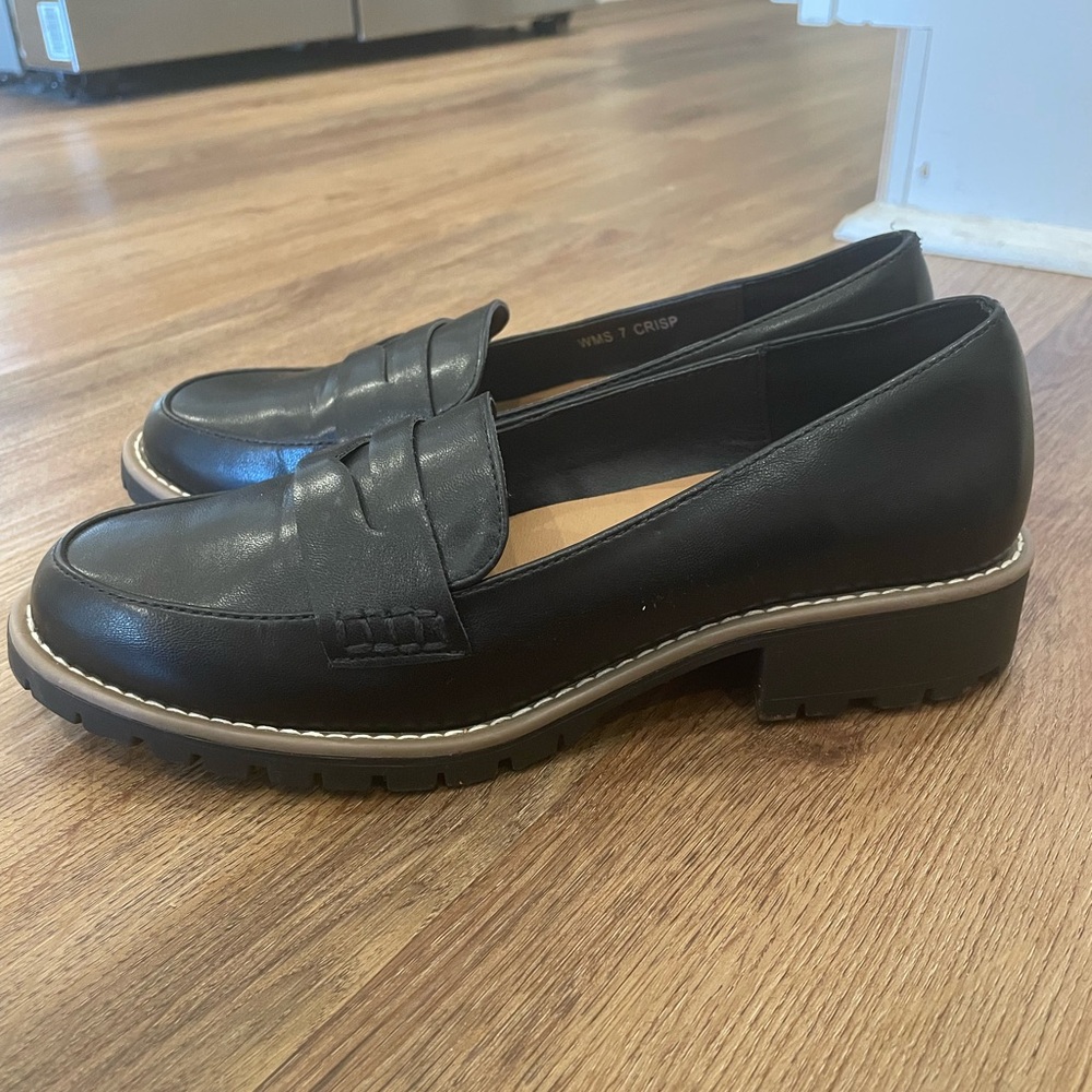 Dolce Vita Catalina Black Loafers